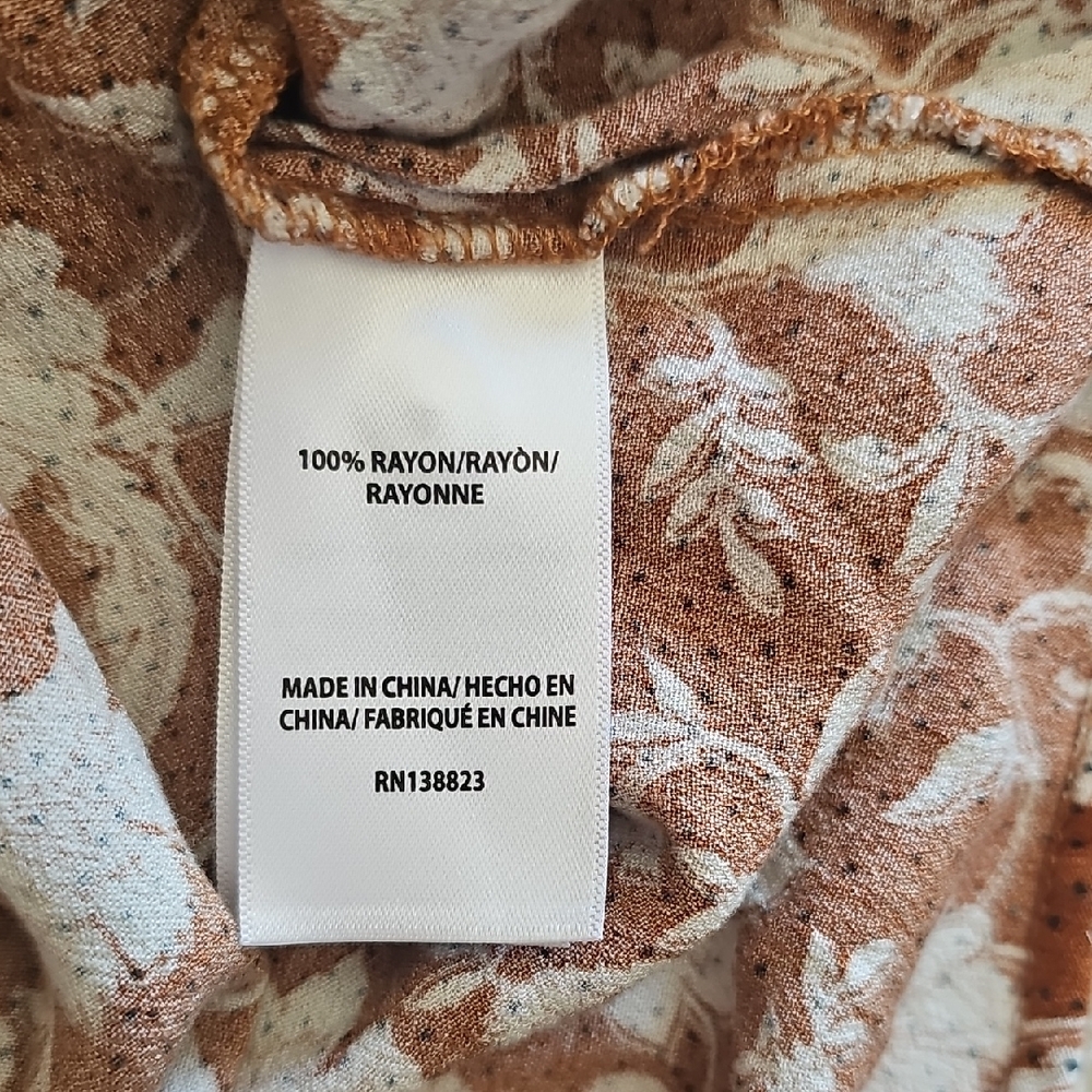 Shyanne Rust Floral Women's Blouse - Picture 5 of 5